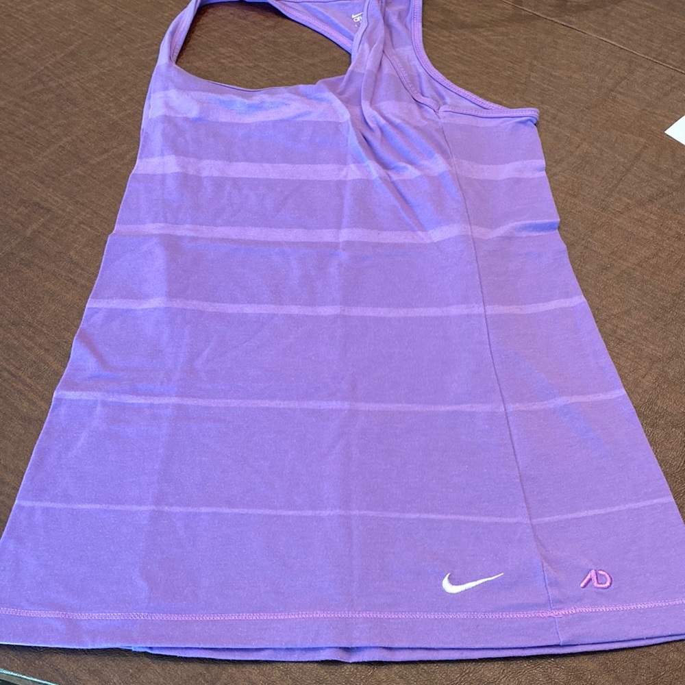 Nike razorback tank!!